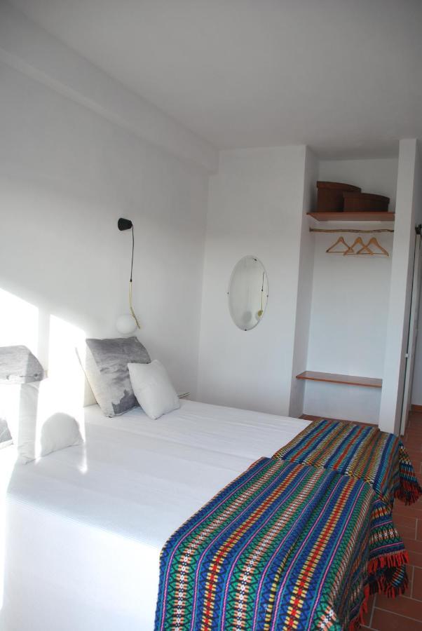 Monte Ramos Guest House Ferreira Do Alentejo Exterior photo