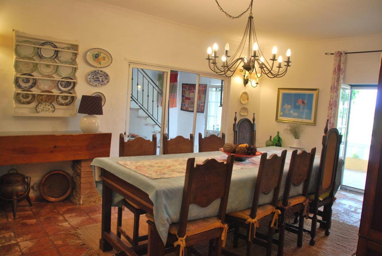 Monte Ramos Guest House Ferreira Do Alentejo Exterior photo